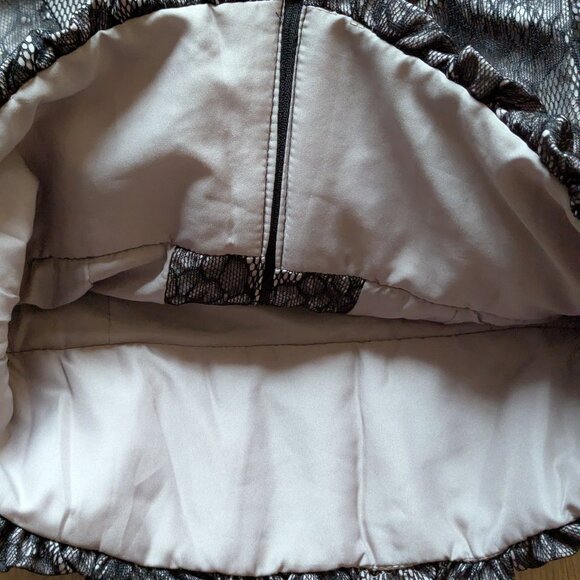 VTG Lace Overlay Jacket with Hood - Picture 11 of 15